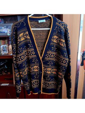 True Vintage Cardigan Sweater Oversize Medium Brunny USA Black Gold Knit Nordic